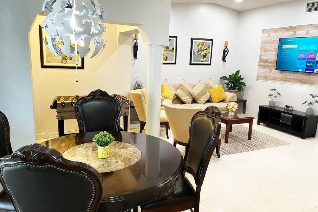Amazing & Cozy Duplex Near Zoo Miami !ヴィラ エクステリア 写真