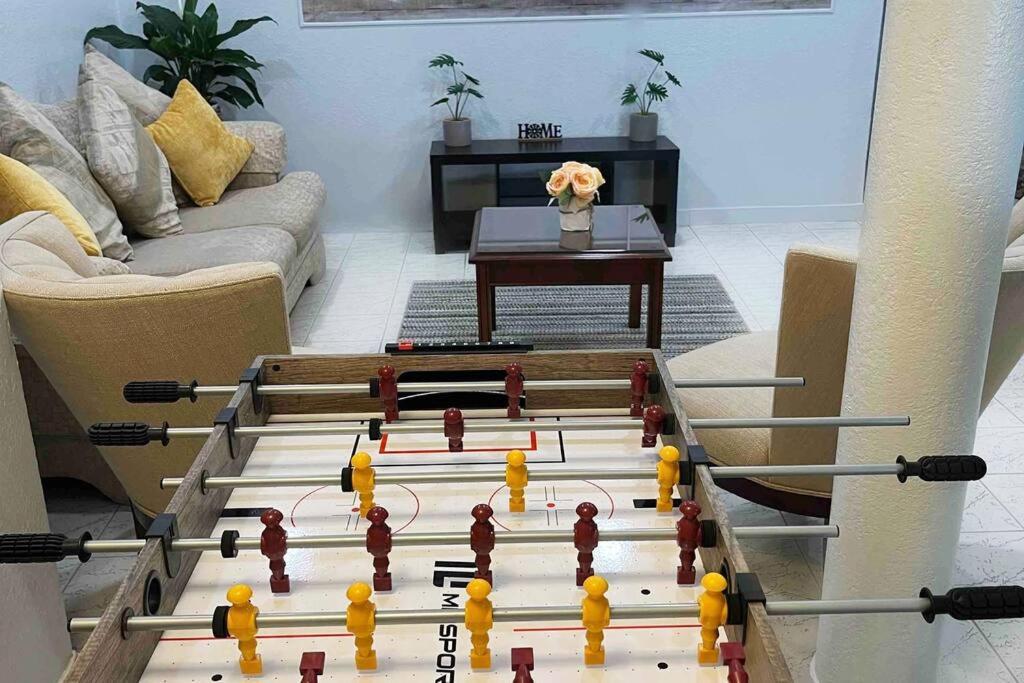Amazing & Cozy Duplex Near Zoo Miami !ヴィラ エクステリア 写真