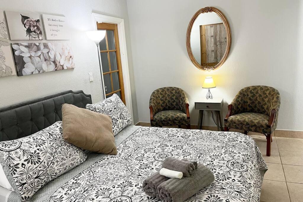 Amazing & Cozy Duplex Near Zoo Miami !ヴィラ エクステリア 写真
