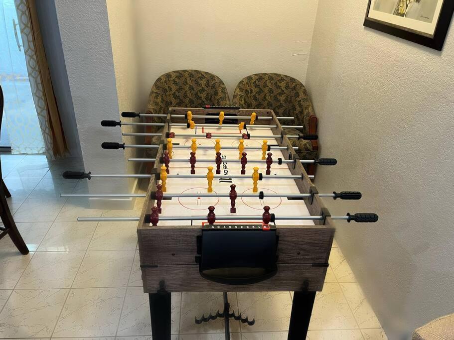 Amazing & Cozy Duplex Near Zoo Miami !ヴィラ エクステリア 写真