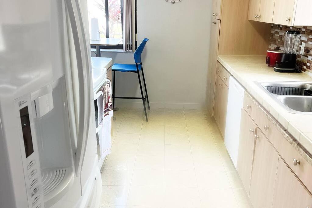 Amazing & Cozy Duplex Near Zoo Miami !ヴィラ エクステリア 写真