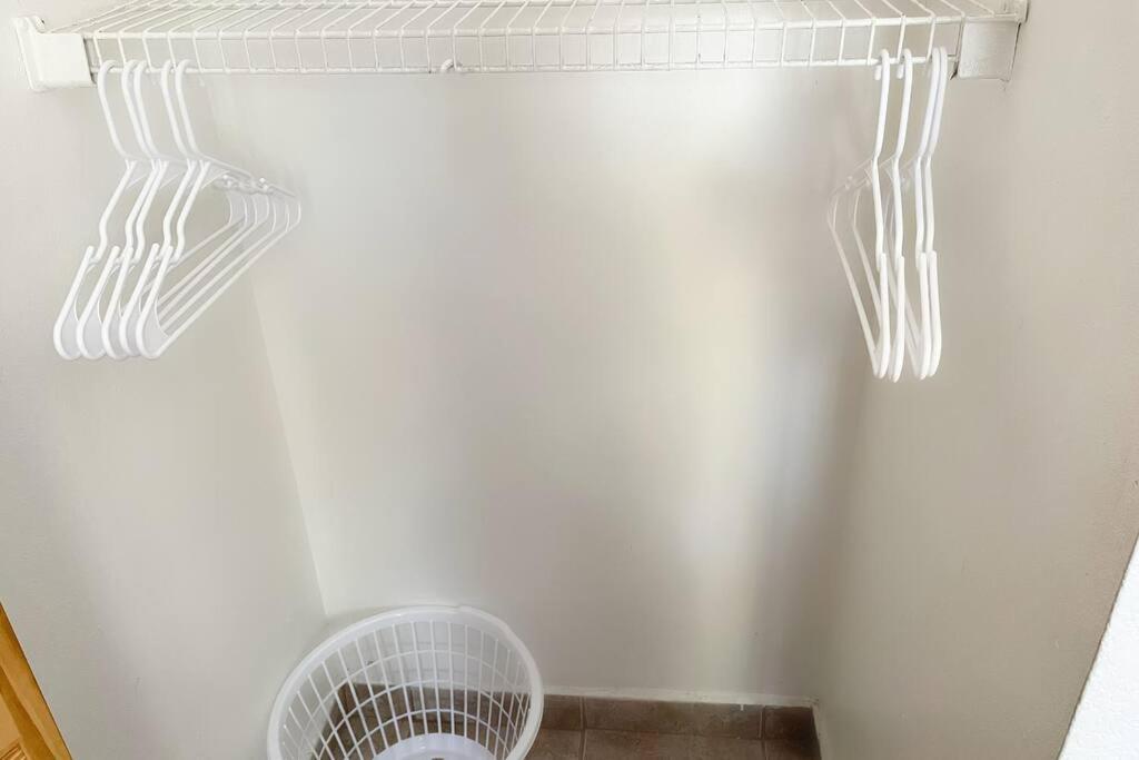 Amazing & Cozy Duplex Near Zoo Miami !ヴィラ エクステリア 写真