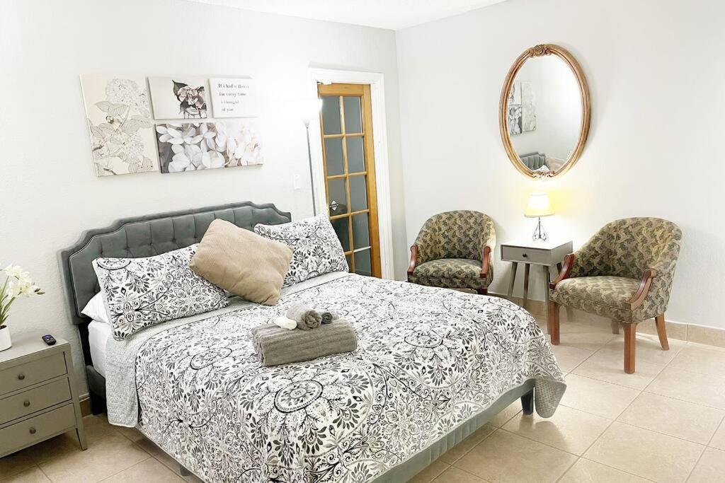 Amazing & Cozy Duplex Near Zoo Miami !ヴィラ エクステリア 写真